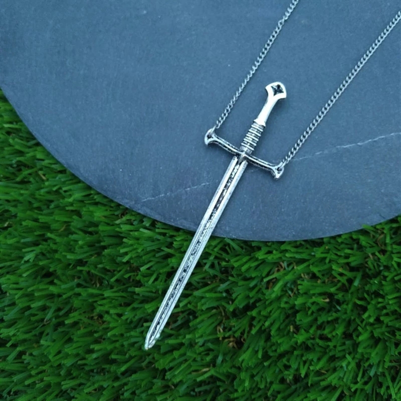 Sword Necklace,crescent Sword  - Women'S Victorian Accessories incelemesi ve fiyatı