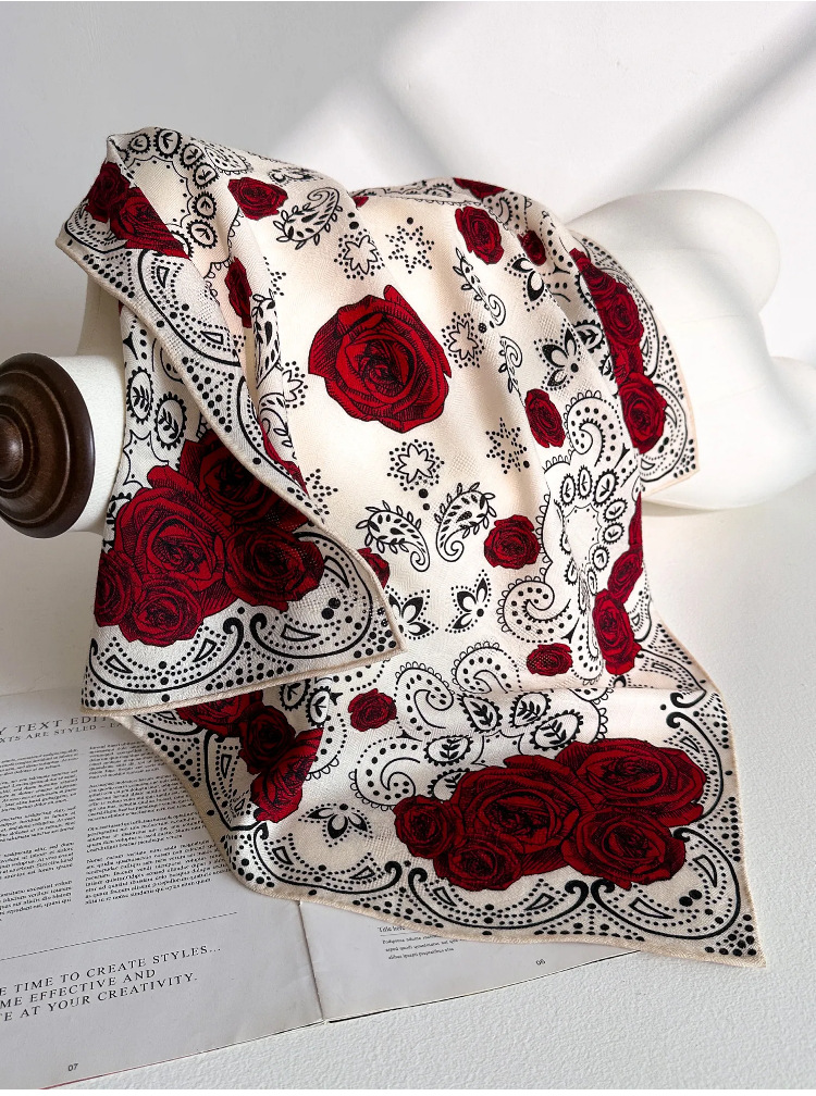 Wool Silk Square Scarf for Wom - Accessories Brand For Women incelemesi ve fiyatı