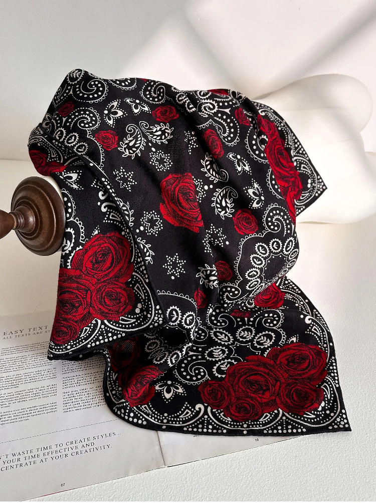 Wool Silk Square Scarf for Wom - Accessories Brand For Women incelemesi ve fiyatı