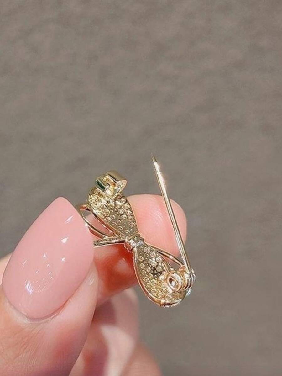 Bowknot brooch for women silk  - Women'S Clothing And Accessories incelemesi ve fiyatı